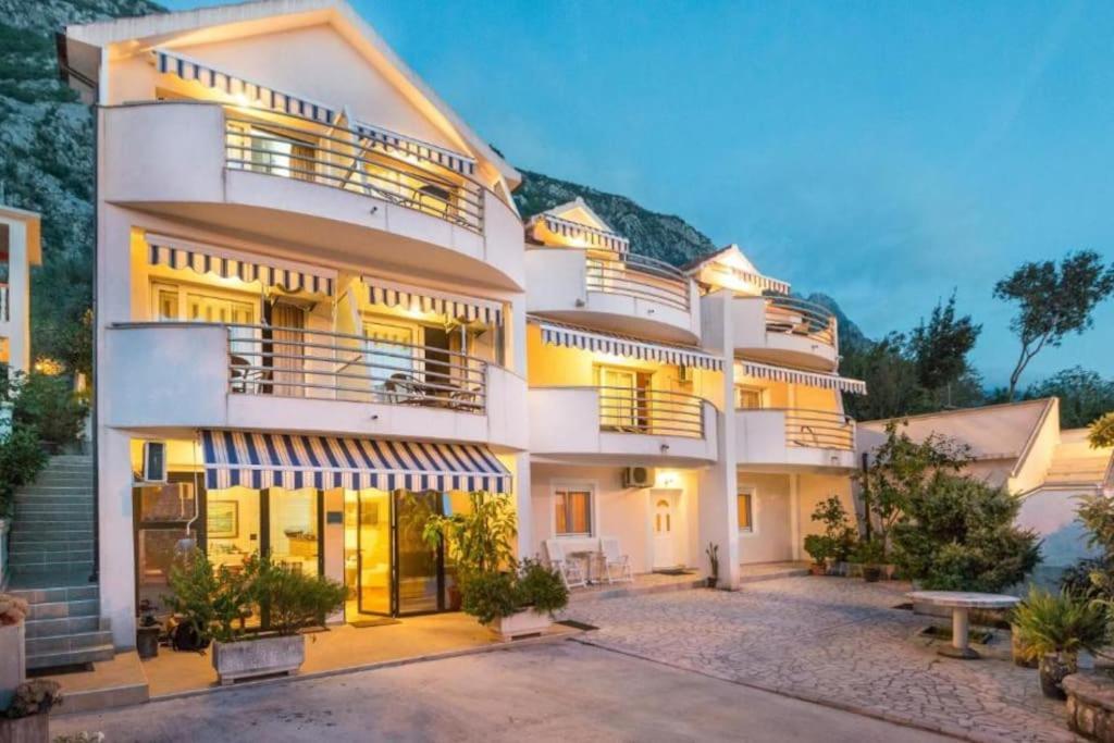 Majka Apartments Kotor Extérieur photo